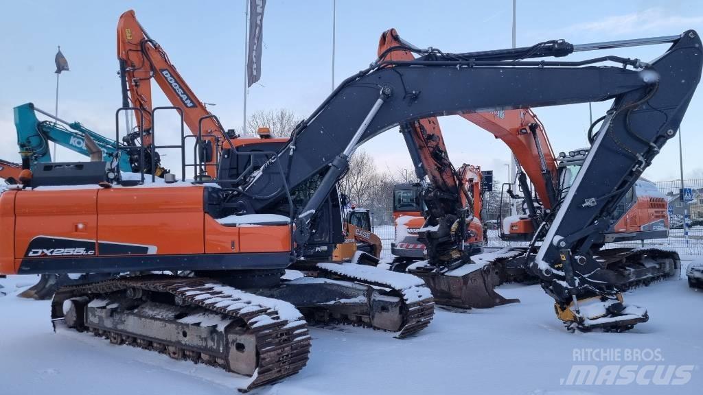 Doosan DX 255 LC-5 Гусеничные экскаваторы