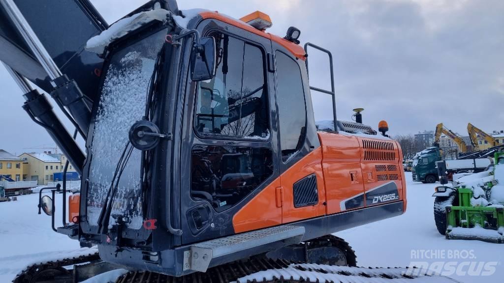 Doosan DX 255 LC-5 Гусеничные экскаваторы