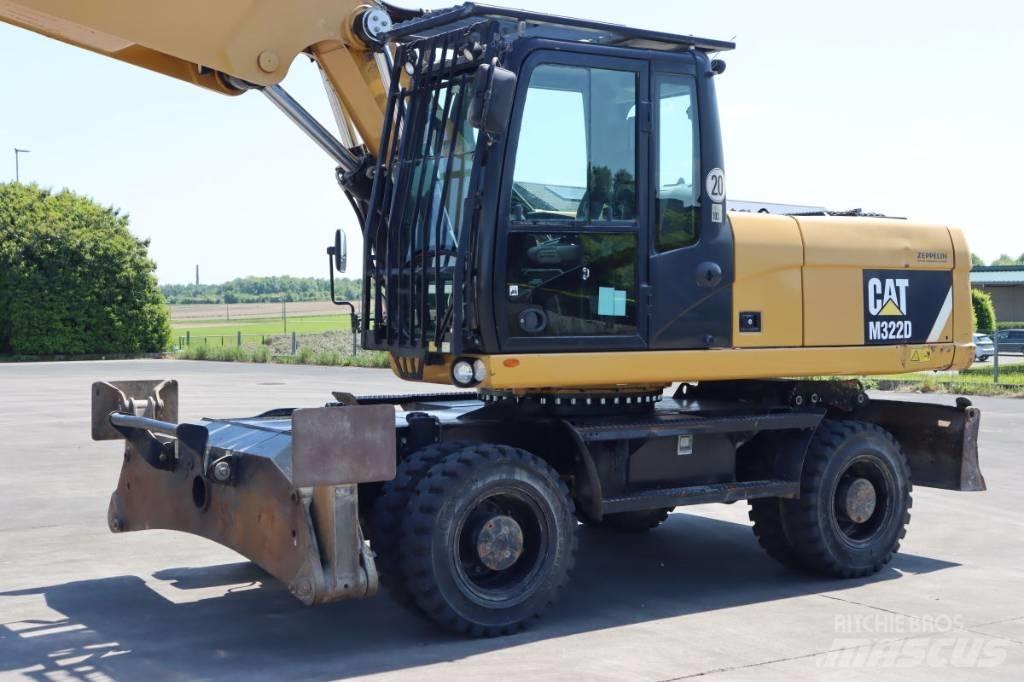 CAT M 322 D Колёсные экскаваторы