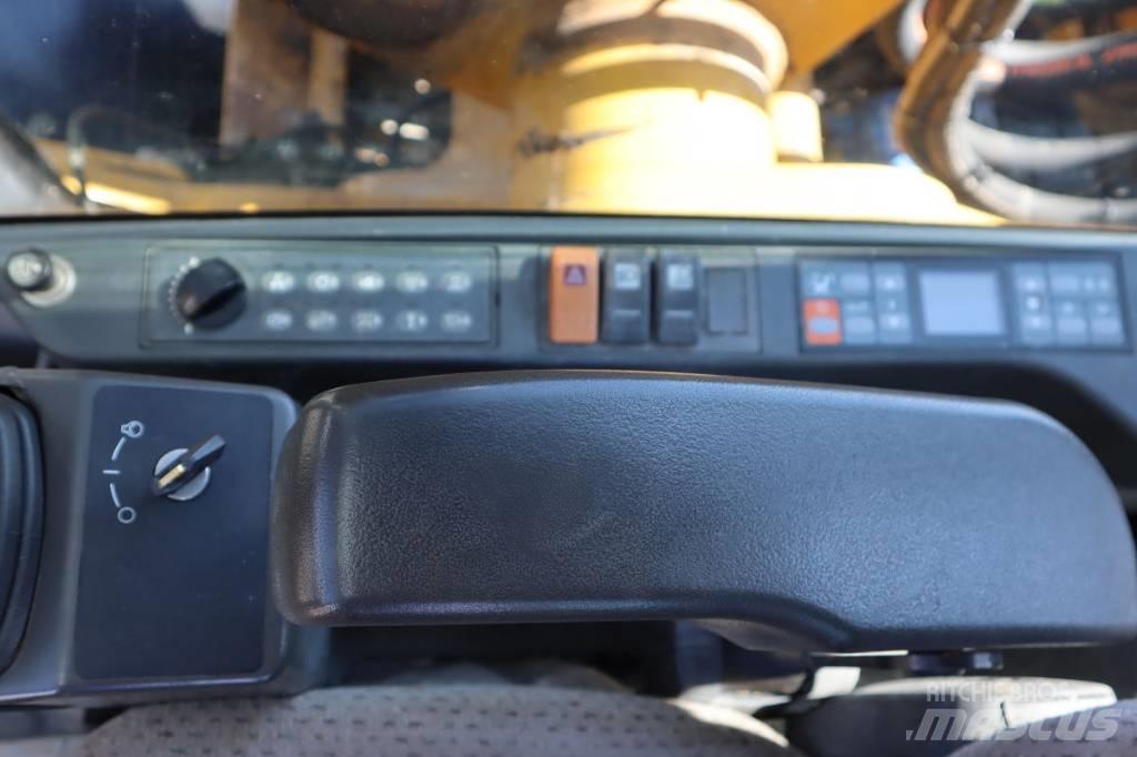 CAT M 322 D Колёсные экскаваторы