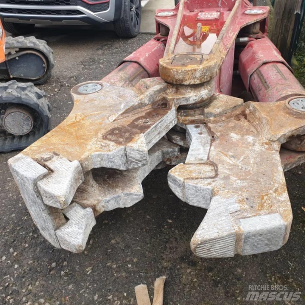  KONVERMA HCM 750C Навесные резаки асфальта