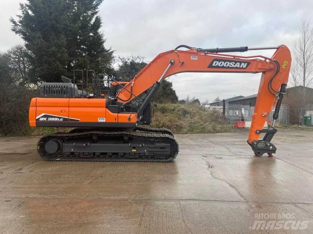 Doosan Dx300LC-7 Гусеничные экскаваторы