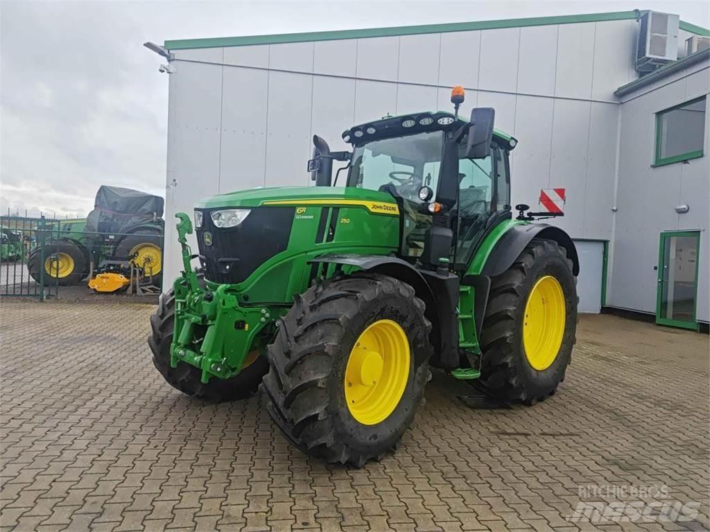 John Deere 6R 250 Трактора