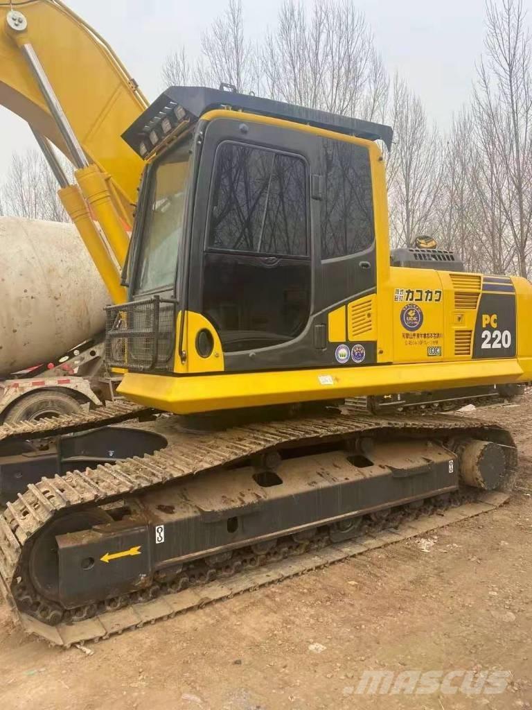 Komatsu pc220-8 Гусеничные экскаваторы