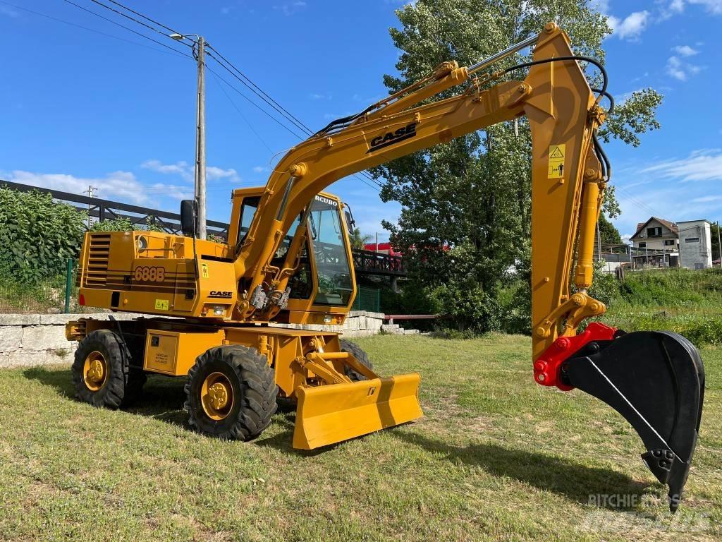 CASE 688 B Колёсные экскаваторы