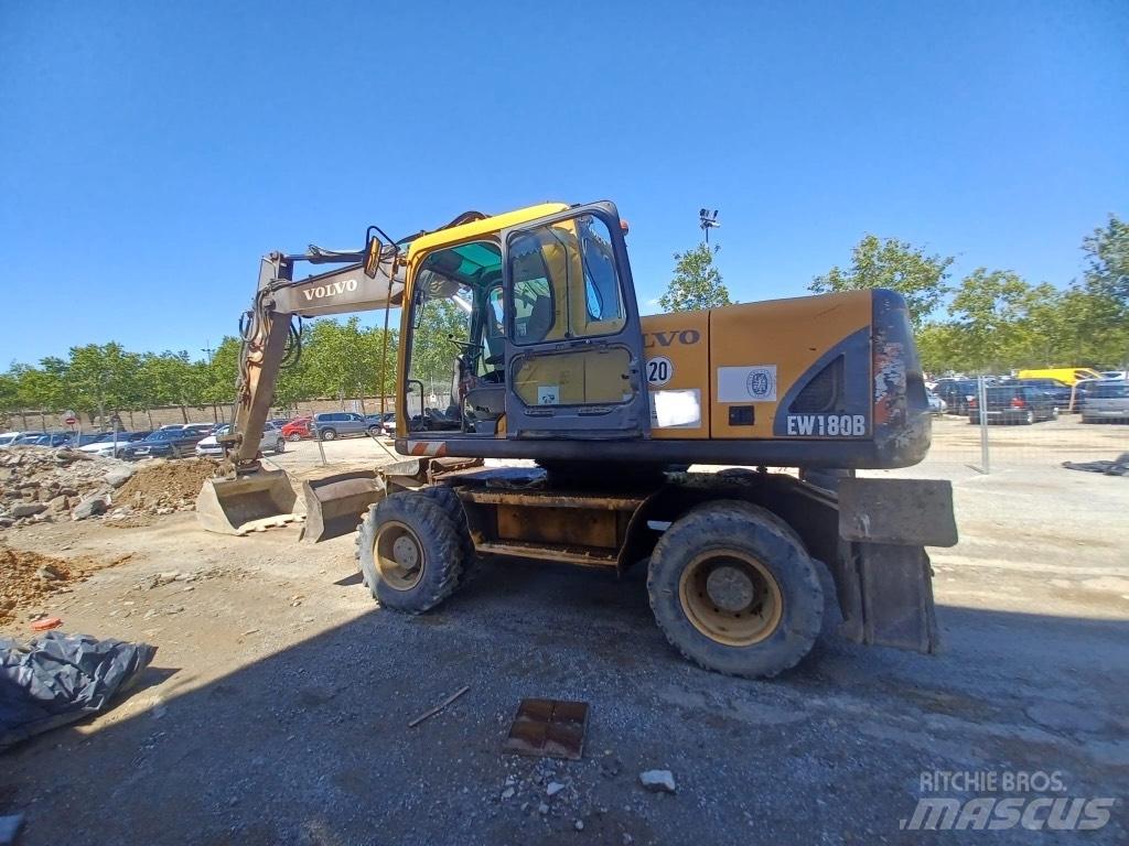 Volvo EW 180 B Колёсные экскаваторы