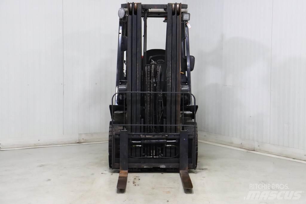 Nissan U1D2A20LQ Газовые погрузчики