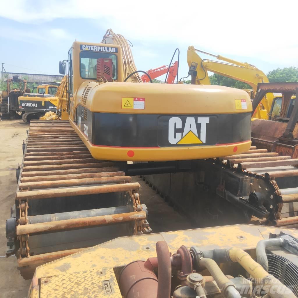 CAT 320C Экскаваторы-амфибии