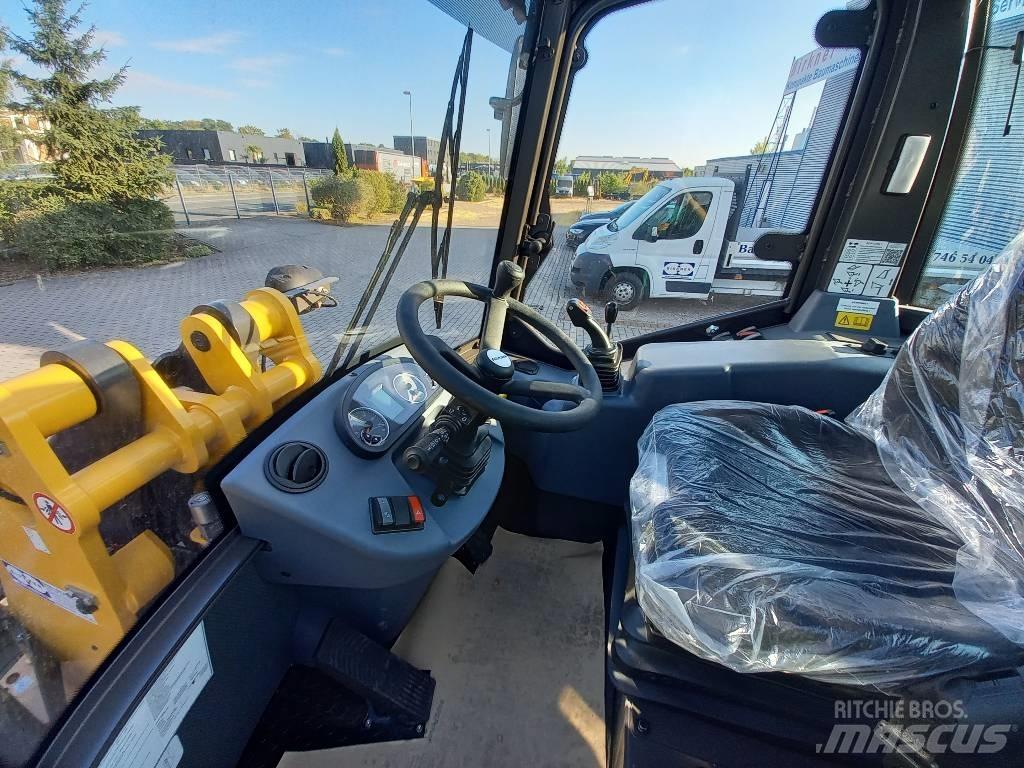 Mecalac AX 1000 Фронтальные погрузчики