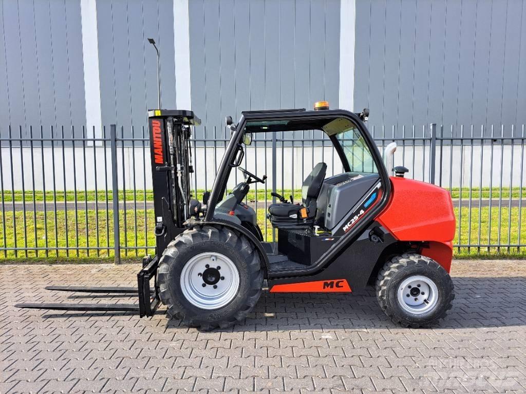 Manitou MC 25-4 Дизельные погрузчики