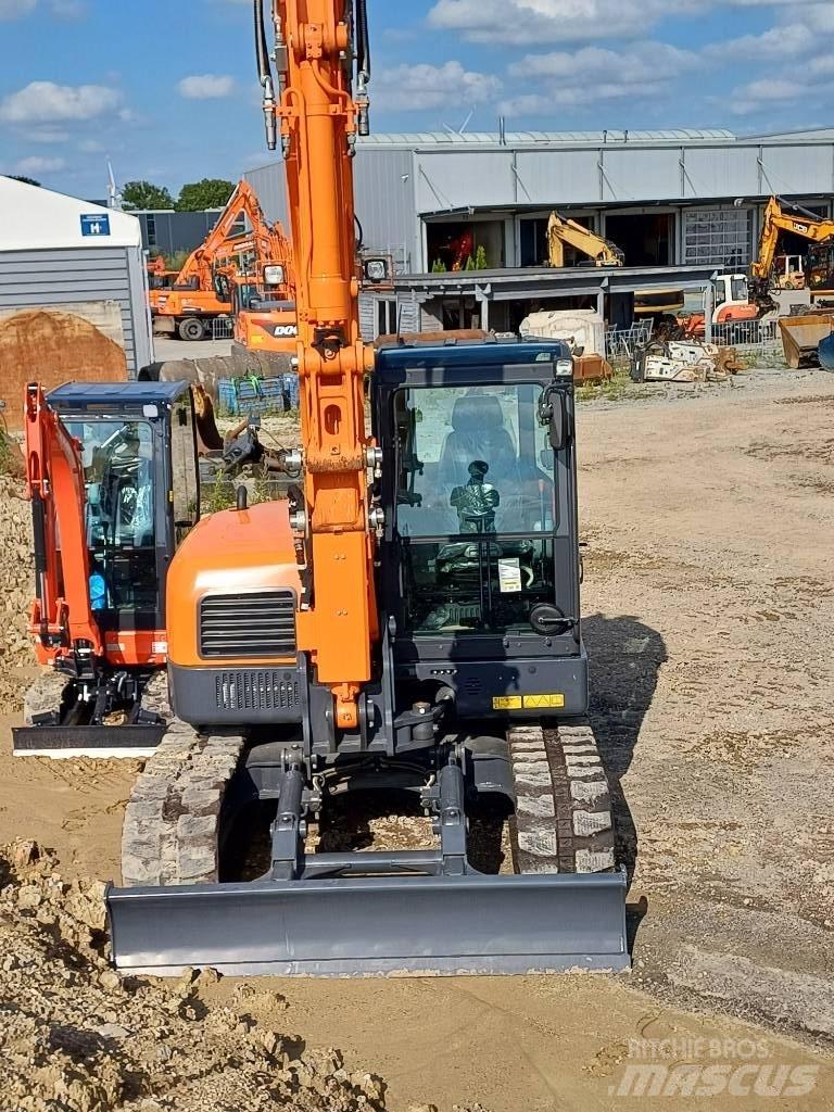 Doosan DX 85 R-3 Малые экскаваторы 7т-12т
