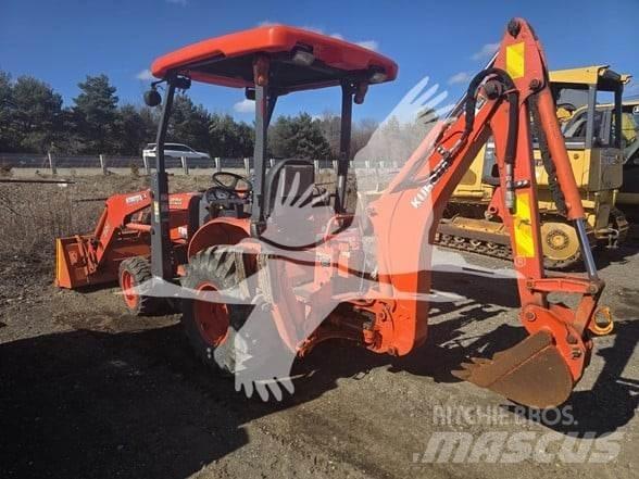 Kubota B26 Экскаваторы-погрузчики