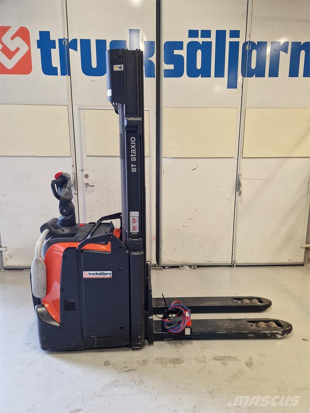 Toyota SPE120L Самоходные электроштабелёры