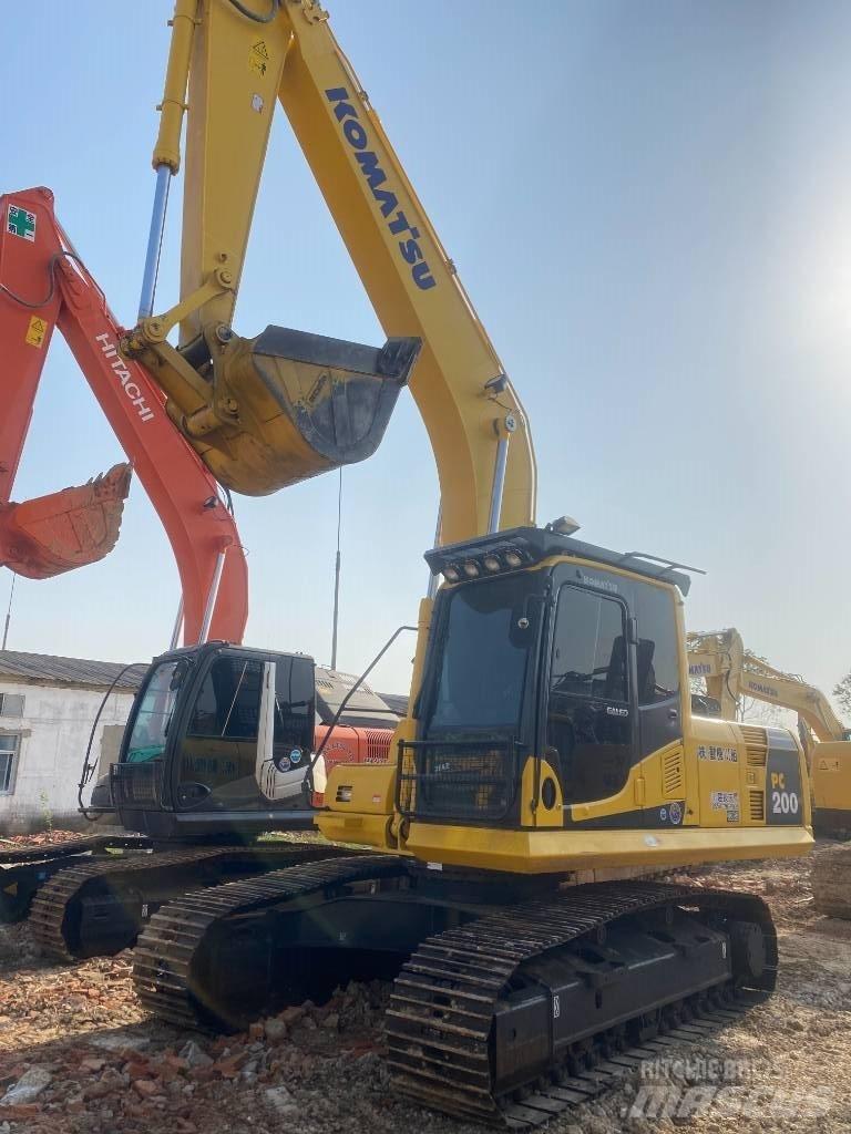 Komatsu PC 200-8 Гусеничные экскаваторы