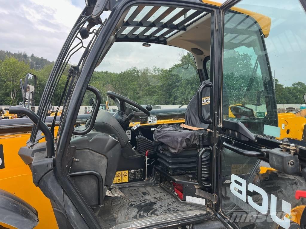 JCB 540-140 Телескопические погрузчики