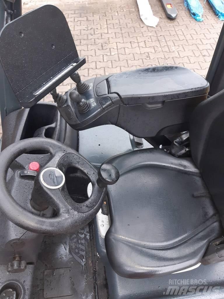 Linde E 12 Электропогрузчики