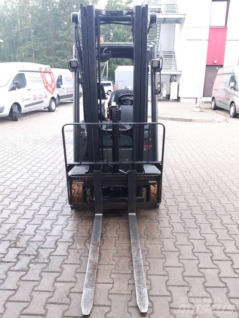 Linde E 12 Электропогрузчики