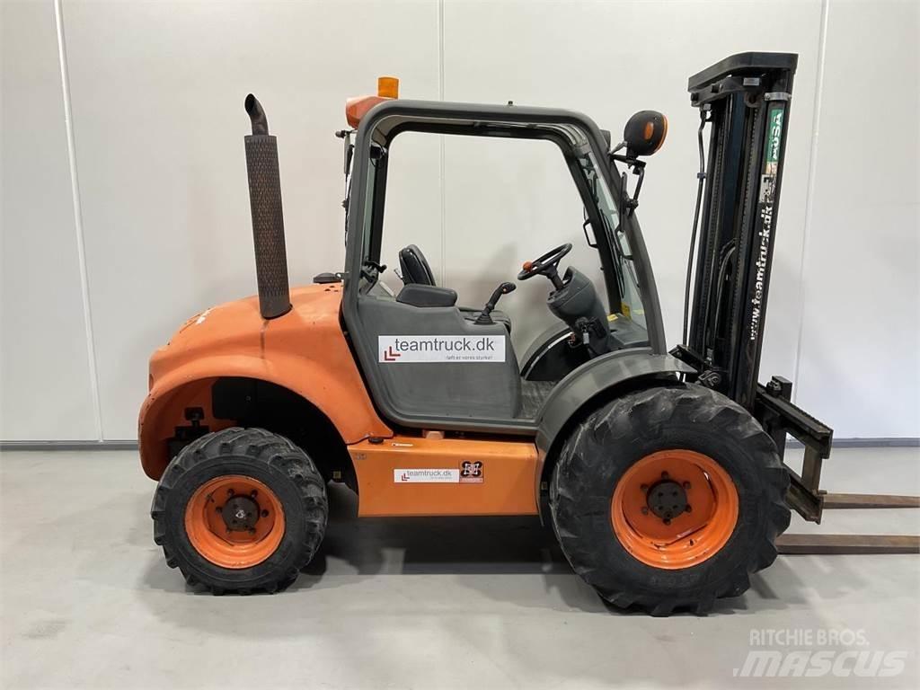 Ausa C250HX4 Внедорожные погрузчики