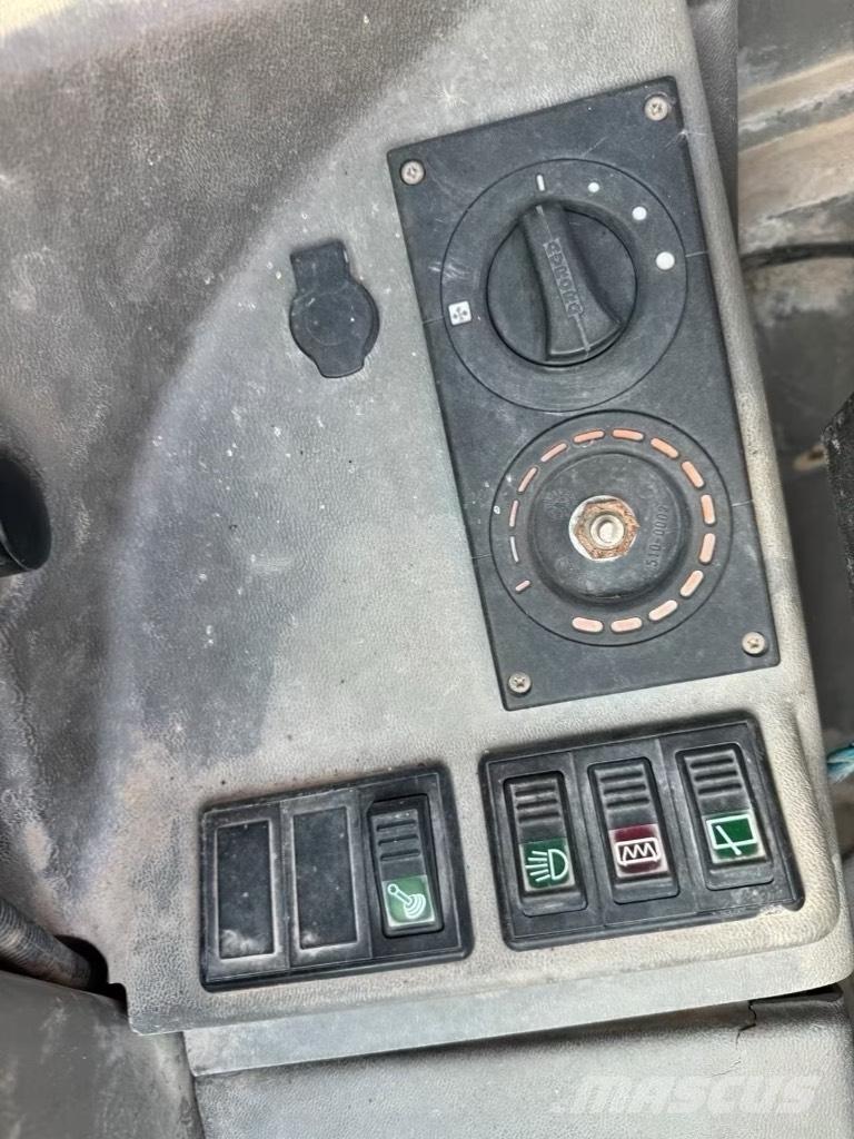 Atlas AR 65 Фронтальные погрузчики