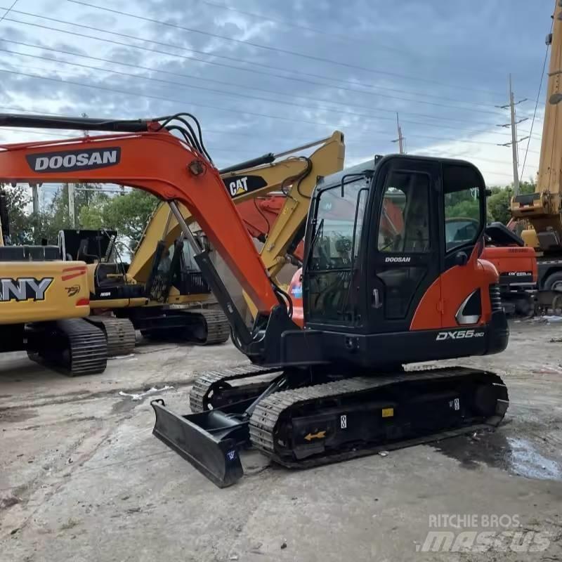 Doosan DX55 Гусеничные экскаваторы