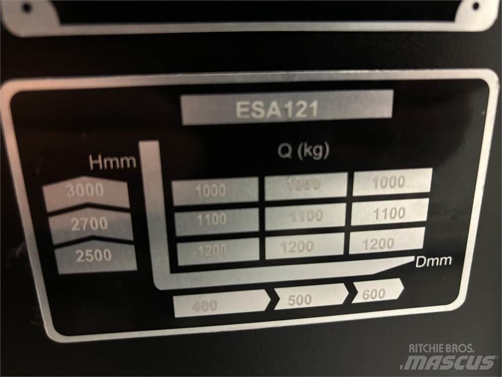  ESA 121 Ручные штабелёры с электроподъёмом