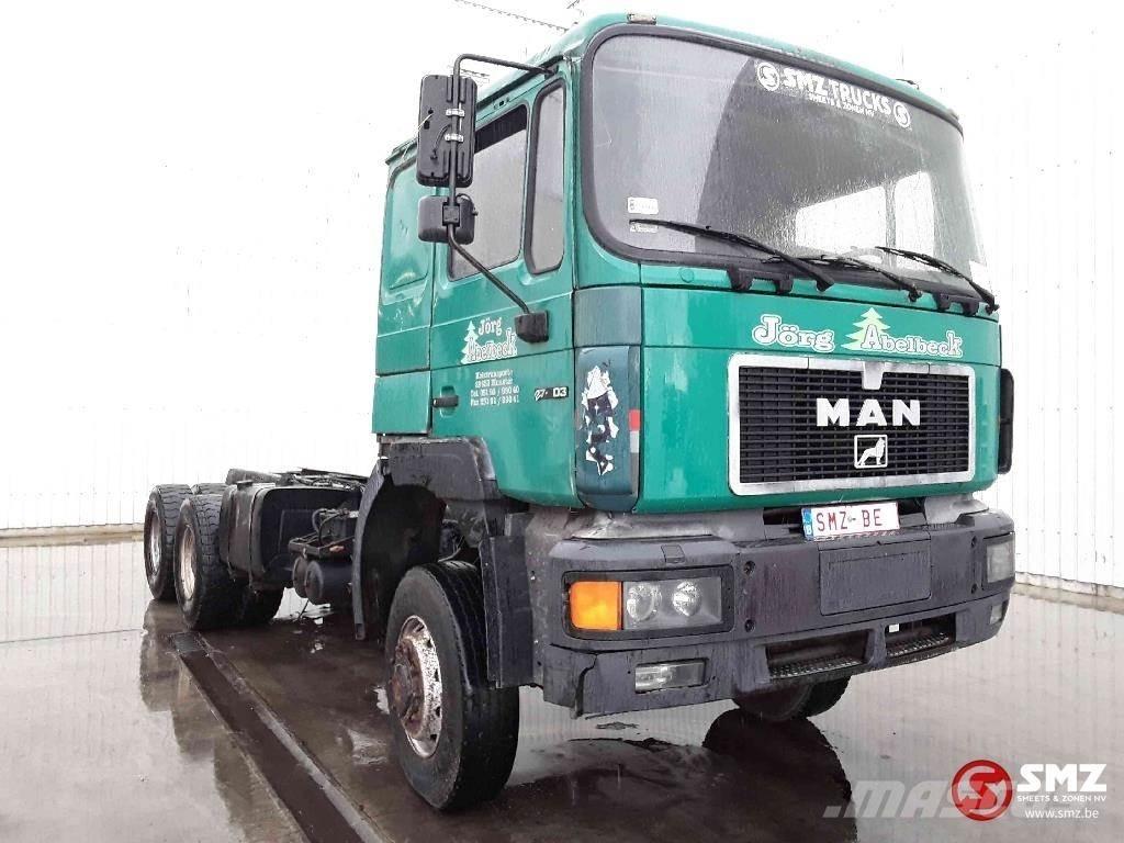 MAN 27.403 6x6 Шасси с кабиной