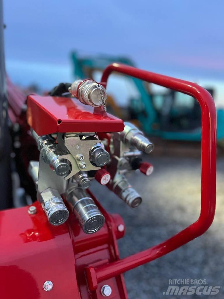 Takeuchi TL12 V2 Мини-погрузчики