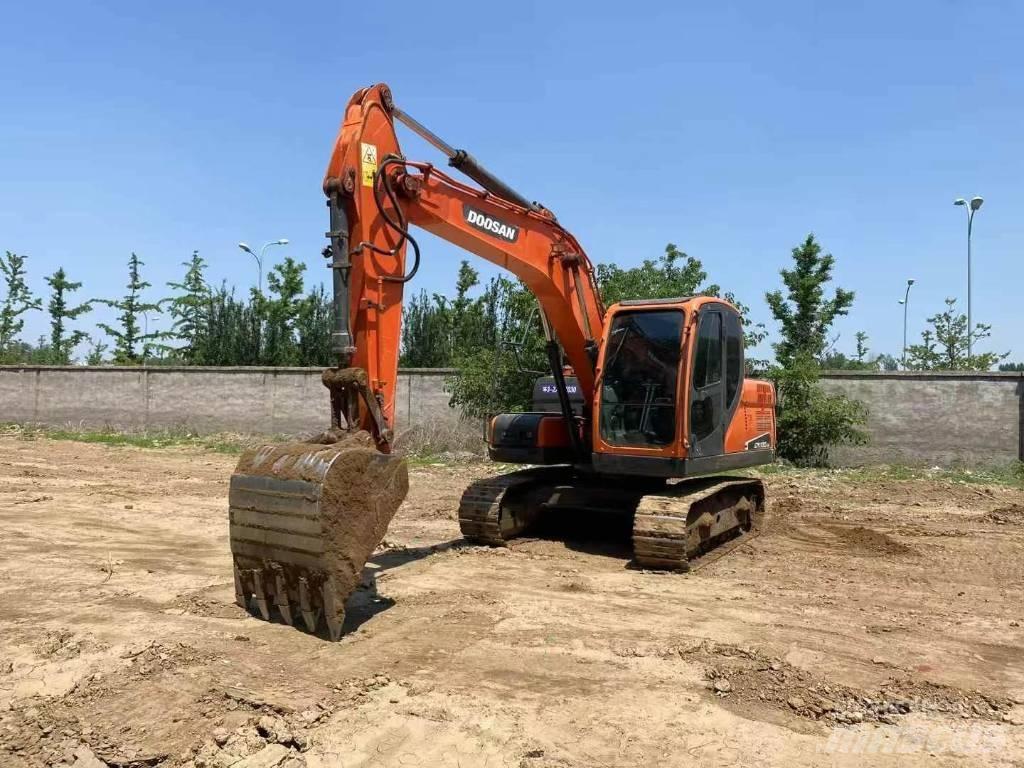 Doosan DX 130-9 Гусеничные экскаваторы