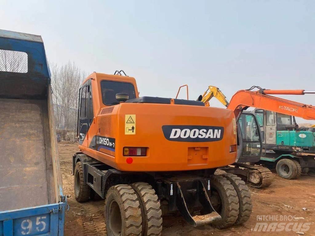 Doosan DH 150W Колёсные экскаваторы