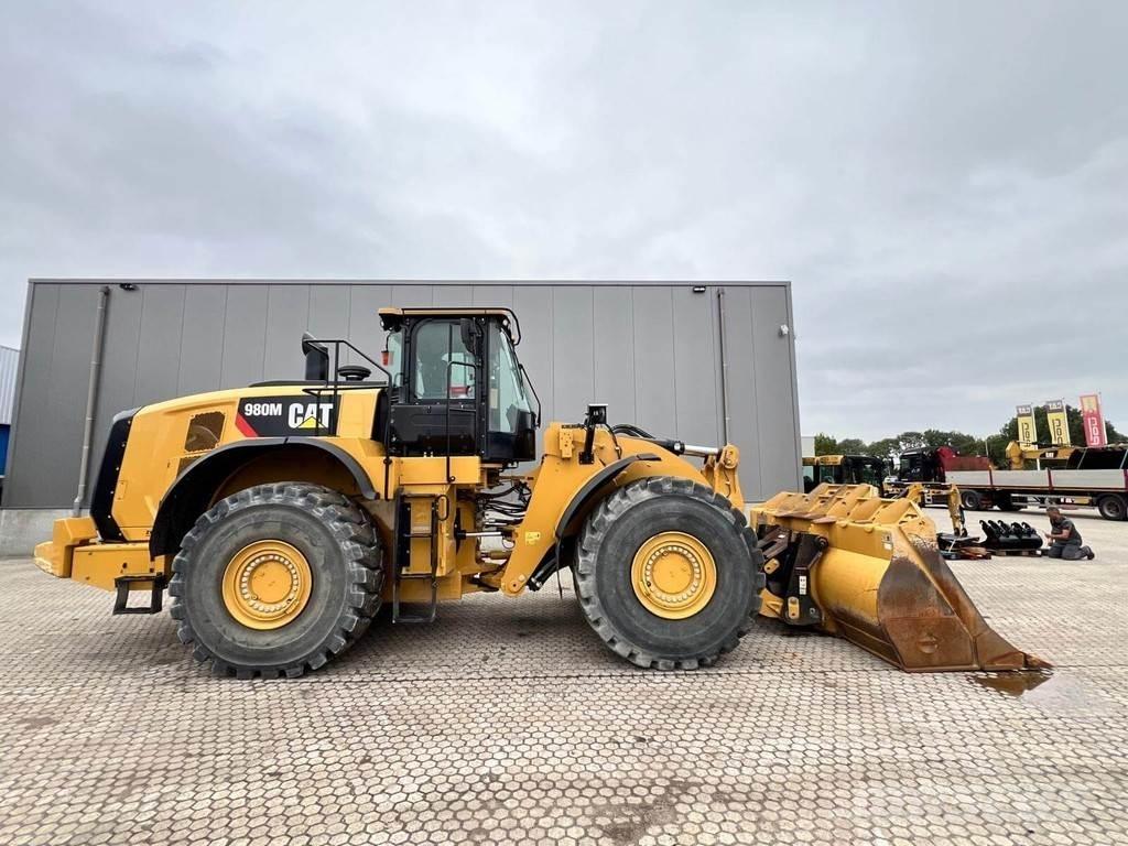 CAT 980M Фронтальные погрузчики