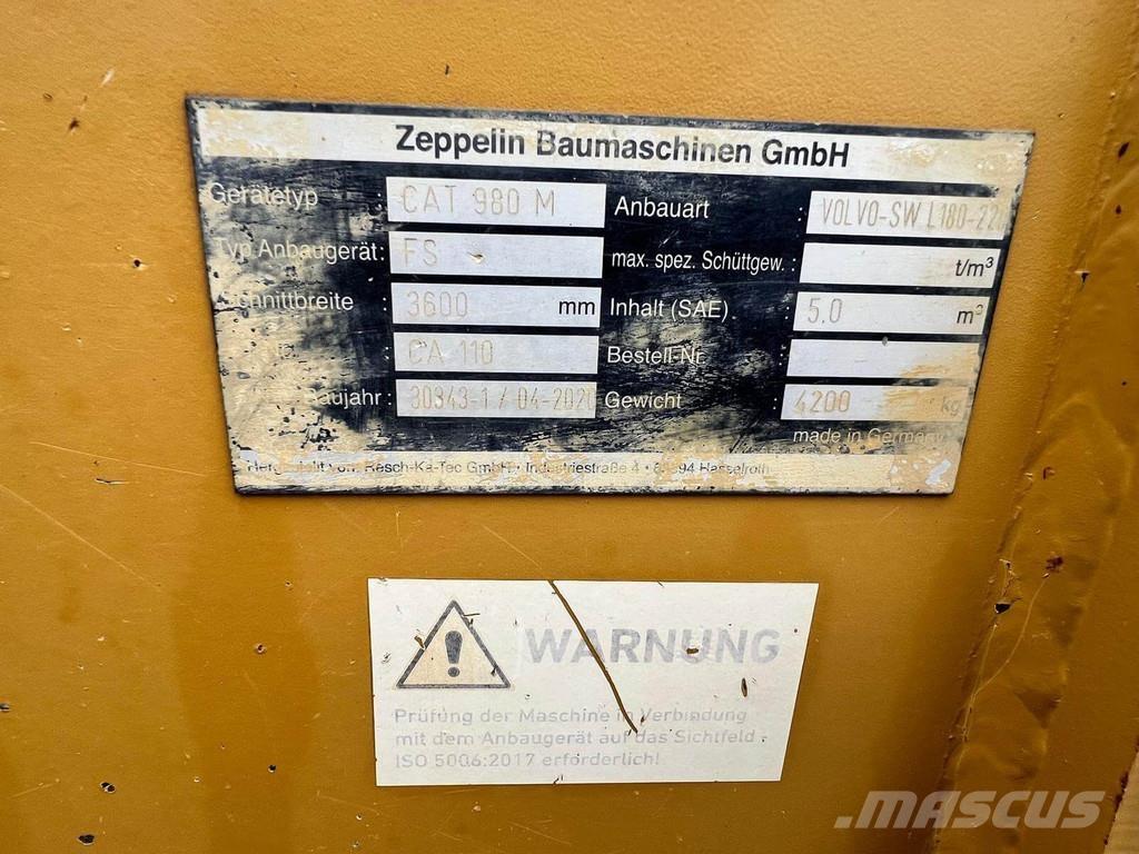 CAT 980M Фронтальные погрузчики