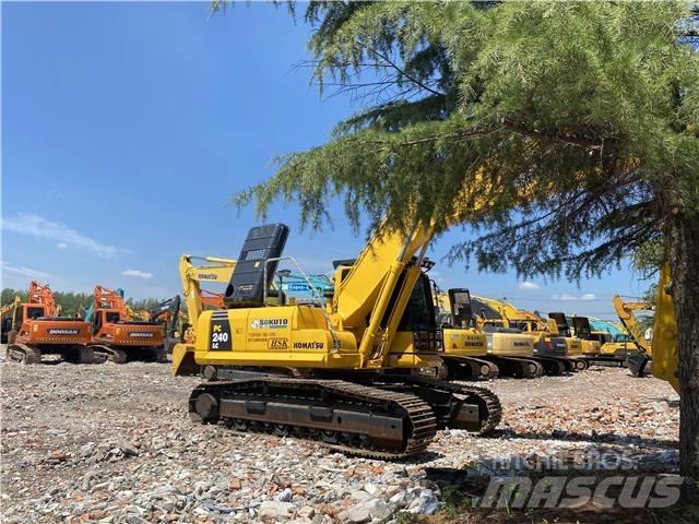 Komatsu PC240-8 Гусеничные экскаваторы