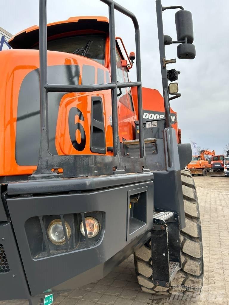 Doosan DA30 Шарнирно-сочленённые самосвалы