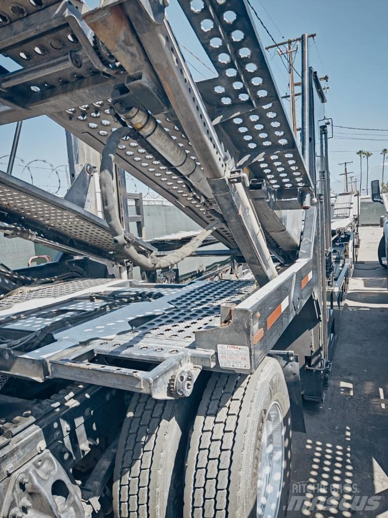 Peterbilt 579 Автовозы