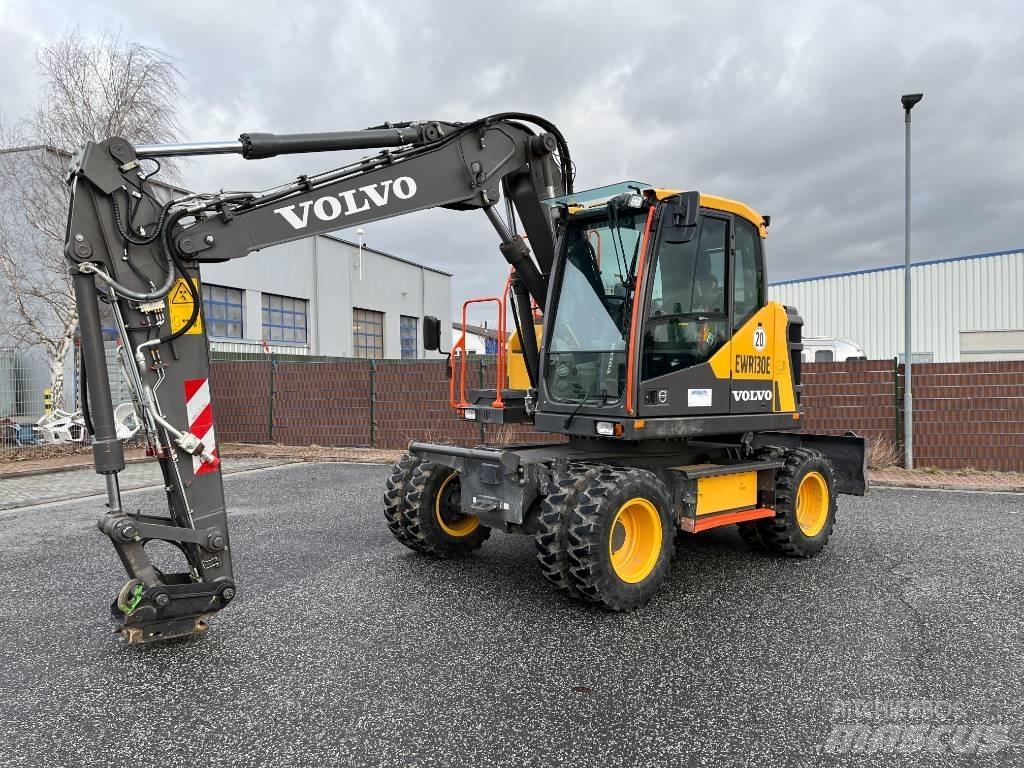 Volvo EWR130E Колёсные экскаваторы