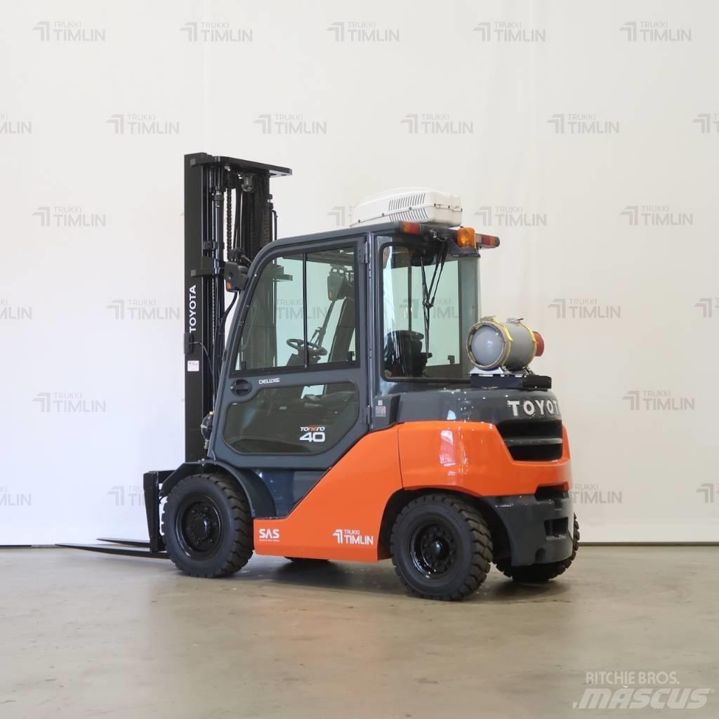 Toyota 8FG35N Газовые погрузчики