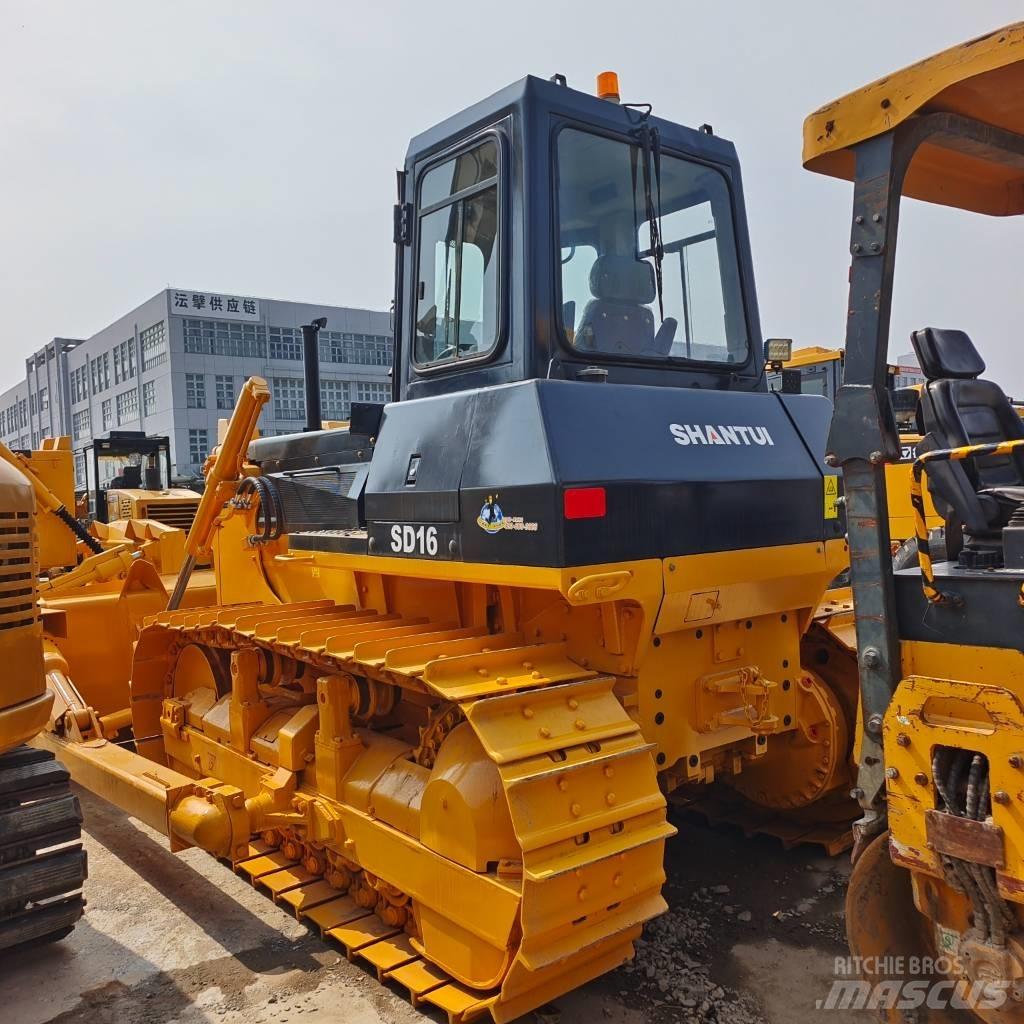 Shantui SD 16 Гусеничные бульдозеры