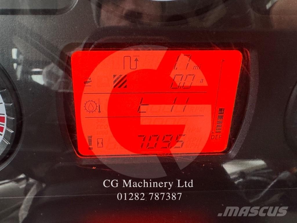 Massey Ferguson 4709 Трактора