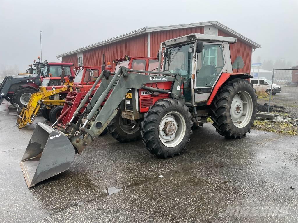 Massey Ferguson 3070 Трактора