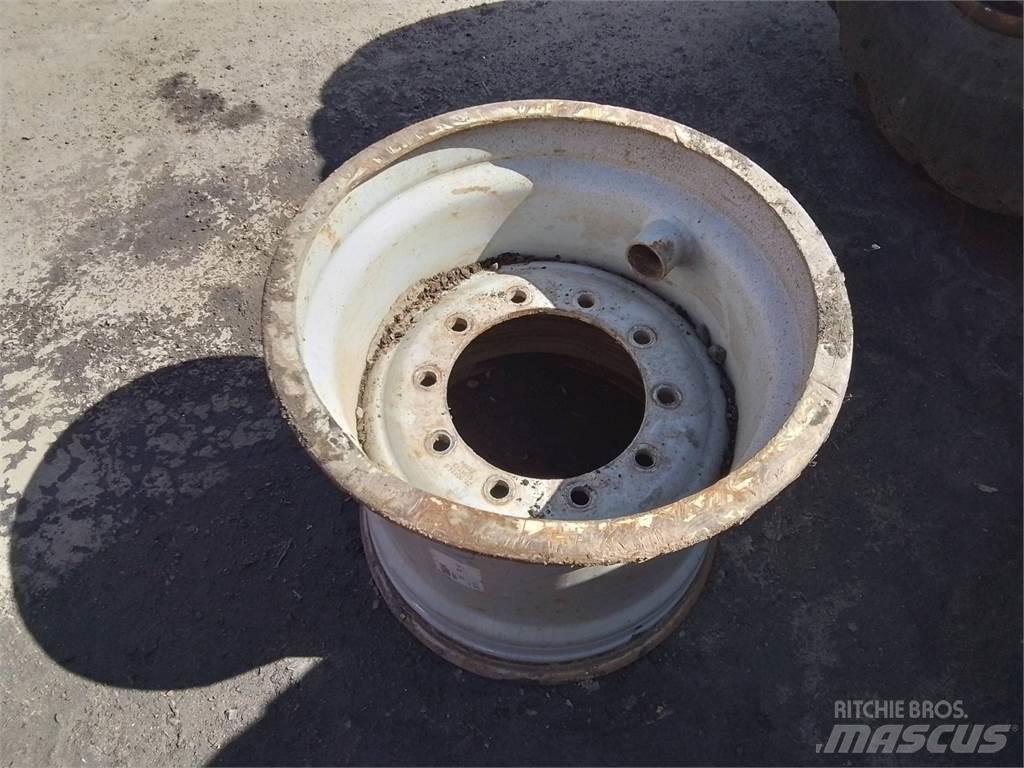 Valmet 901 22x24,5 Шины и колёса