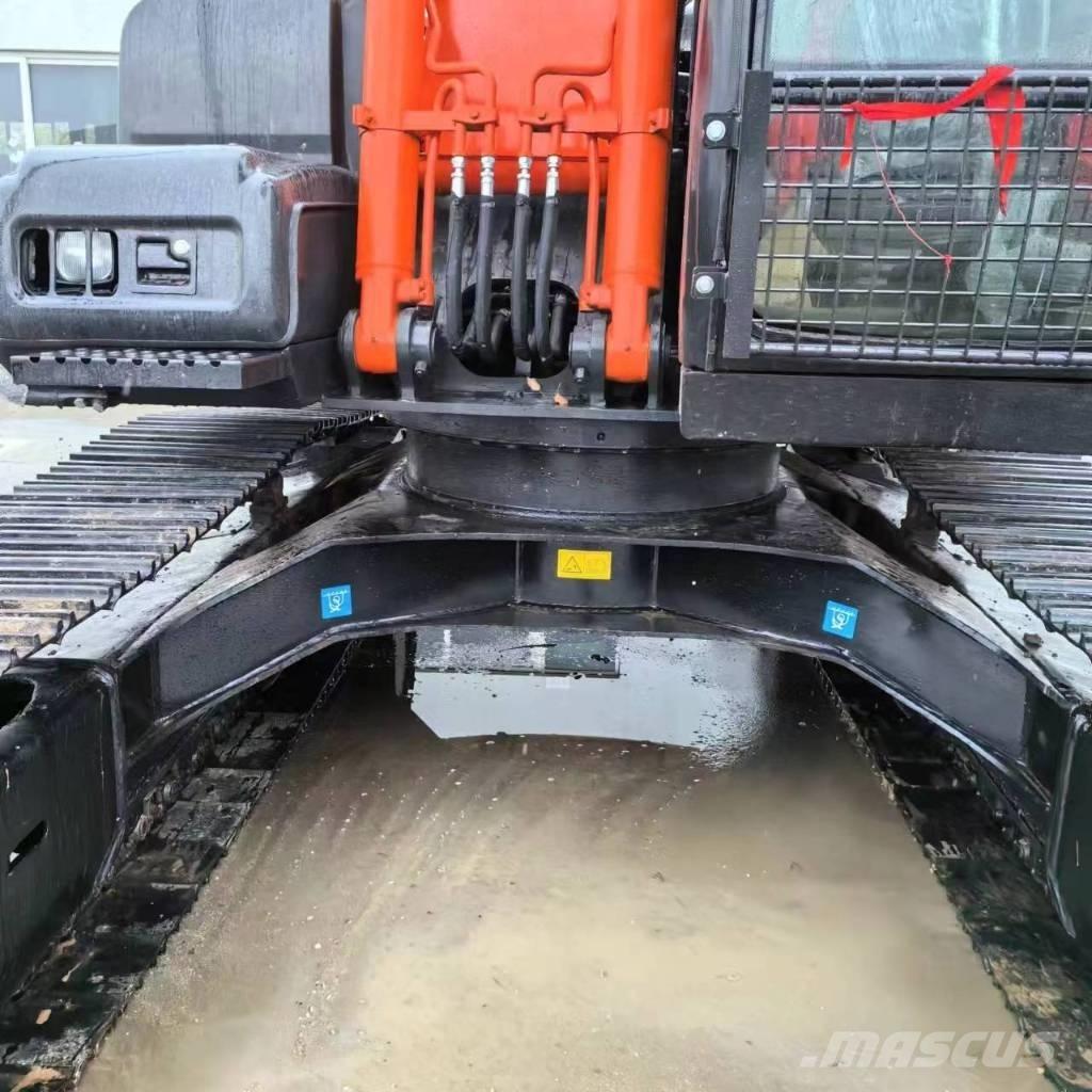 Hitachi ZX 120-3 Гусеничные экскаваторы