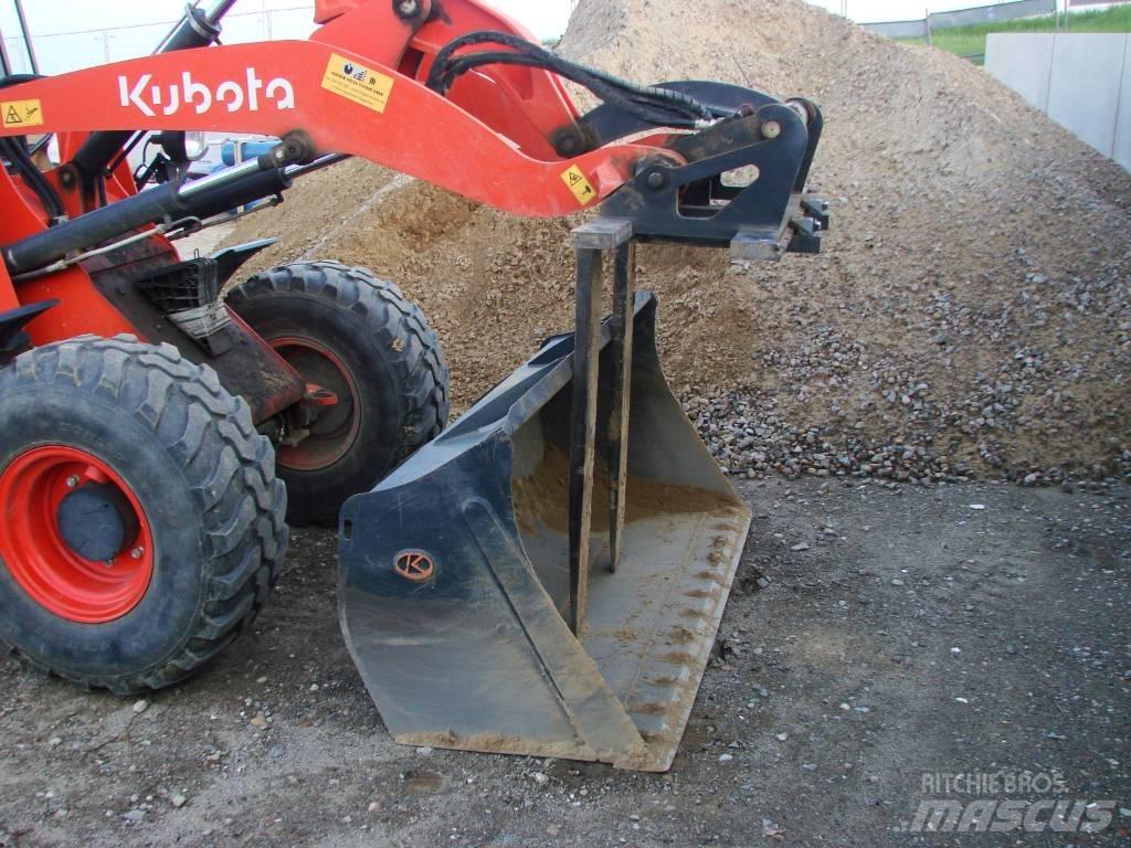 Kubota R 082 Фронтальные погрузчики