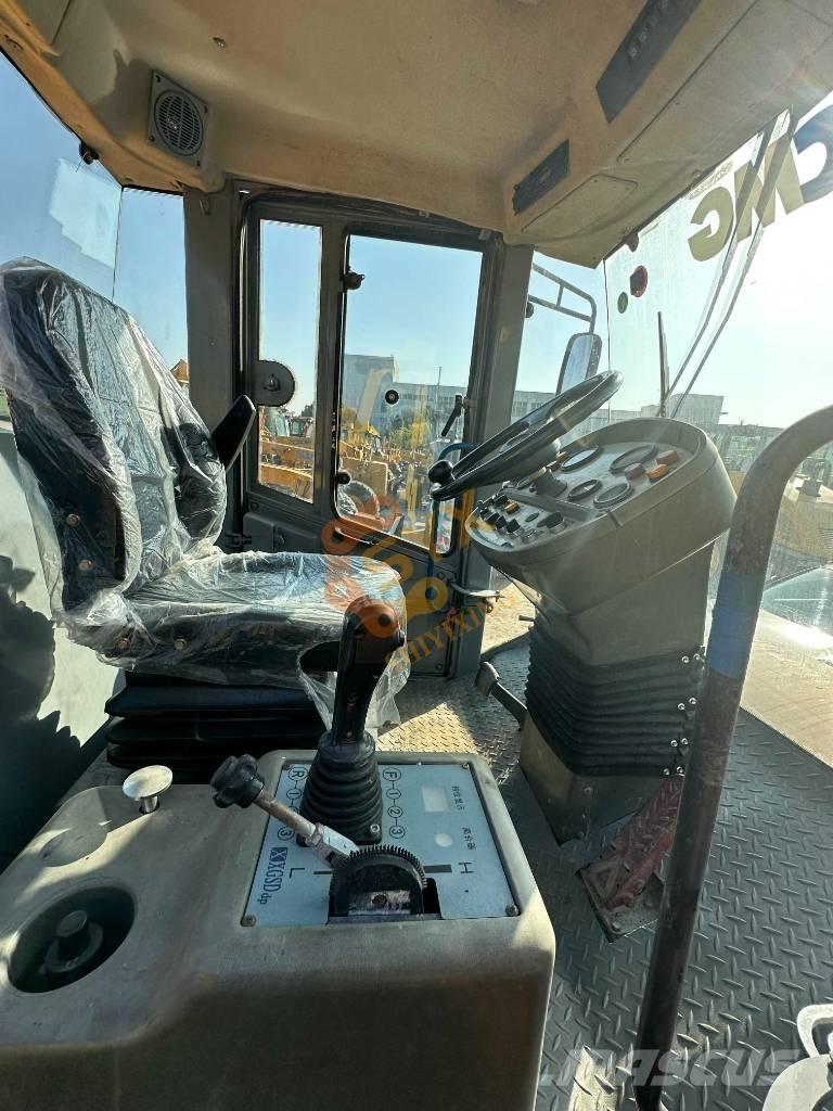 XCMG XS 203 J Грунтовые катки