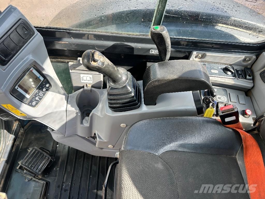 Kubota U 55-4 Мини-экскаваторы