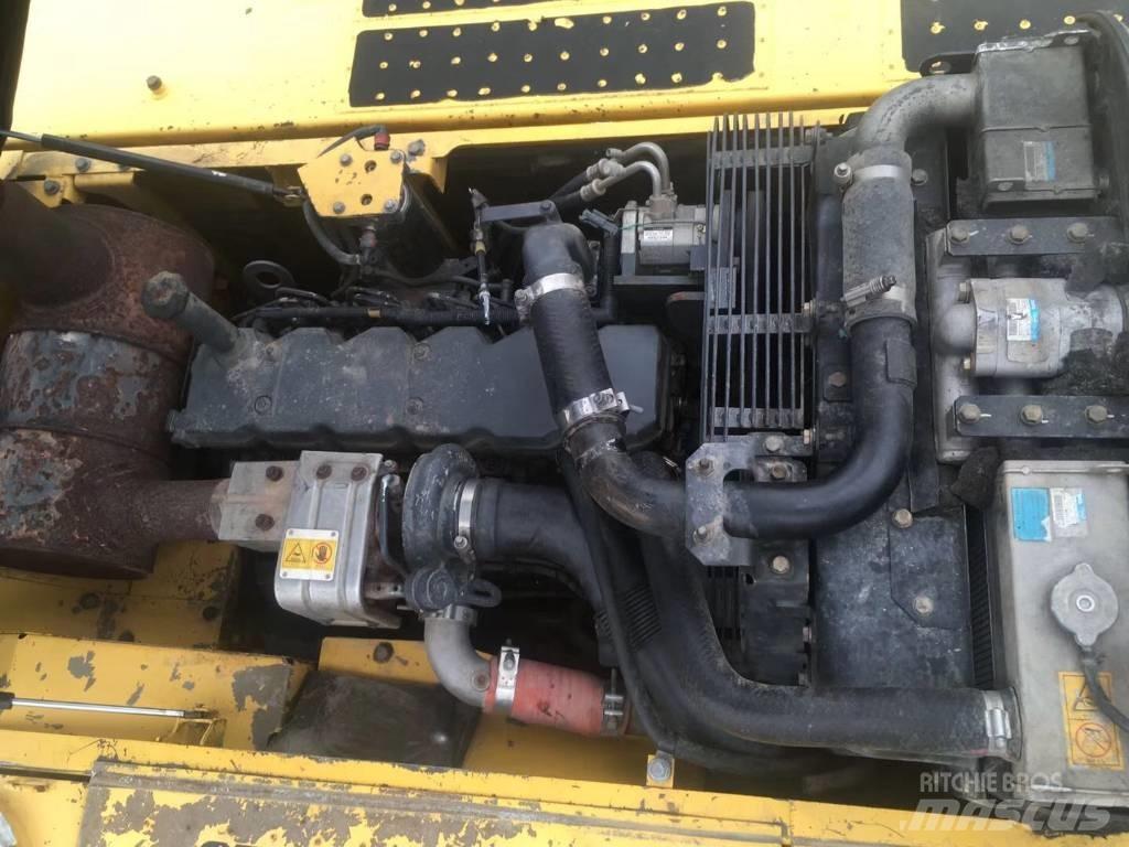 Komatsu pc220-8 Гусеничные экскаваторы