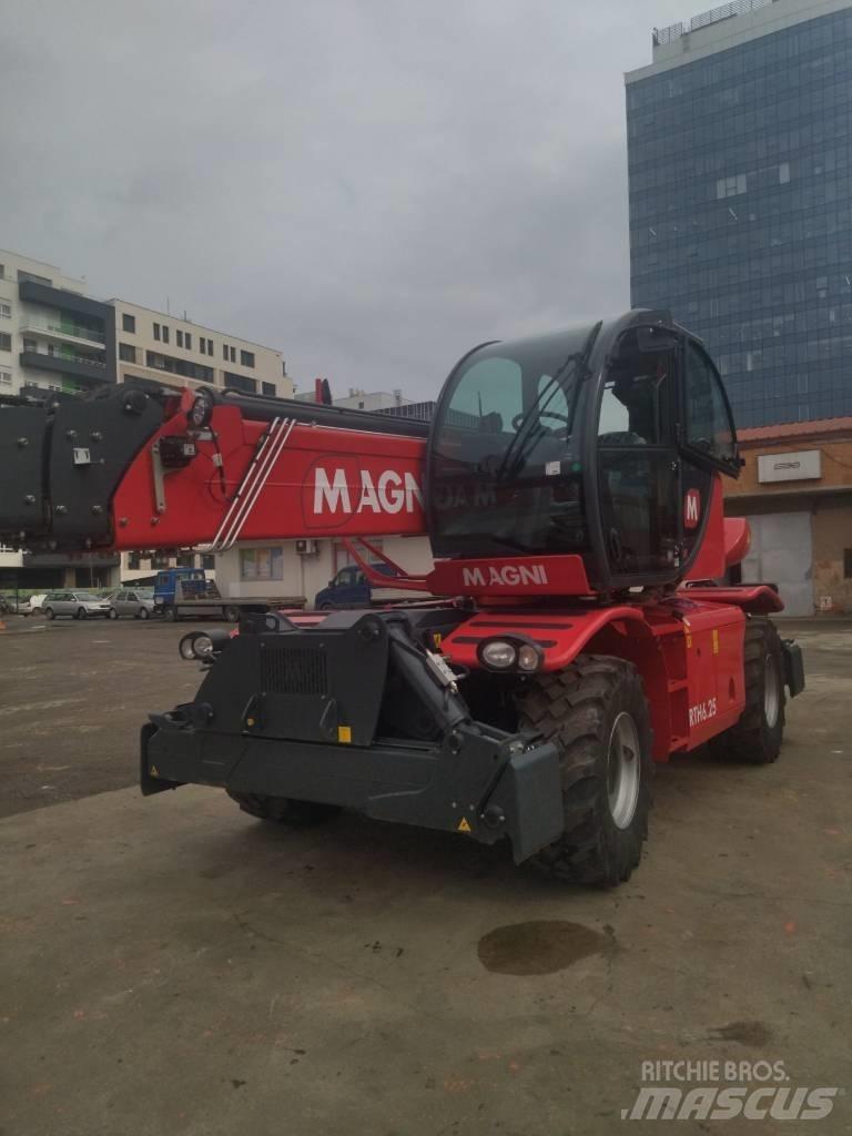 Magni 6.25 Телескопические погрузчики