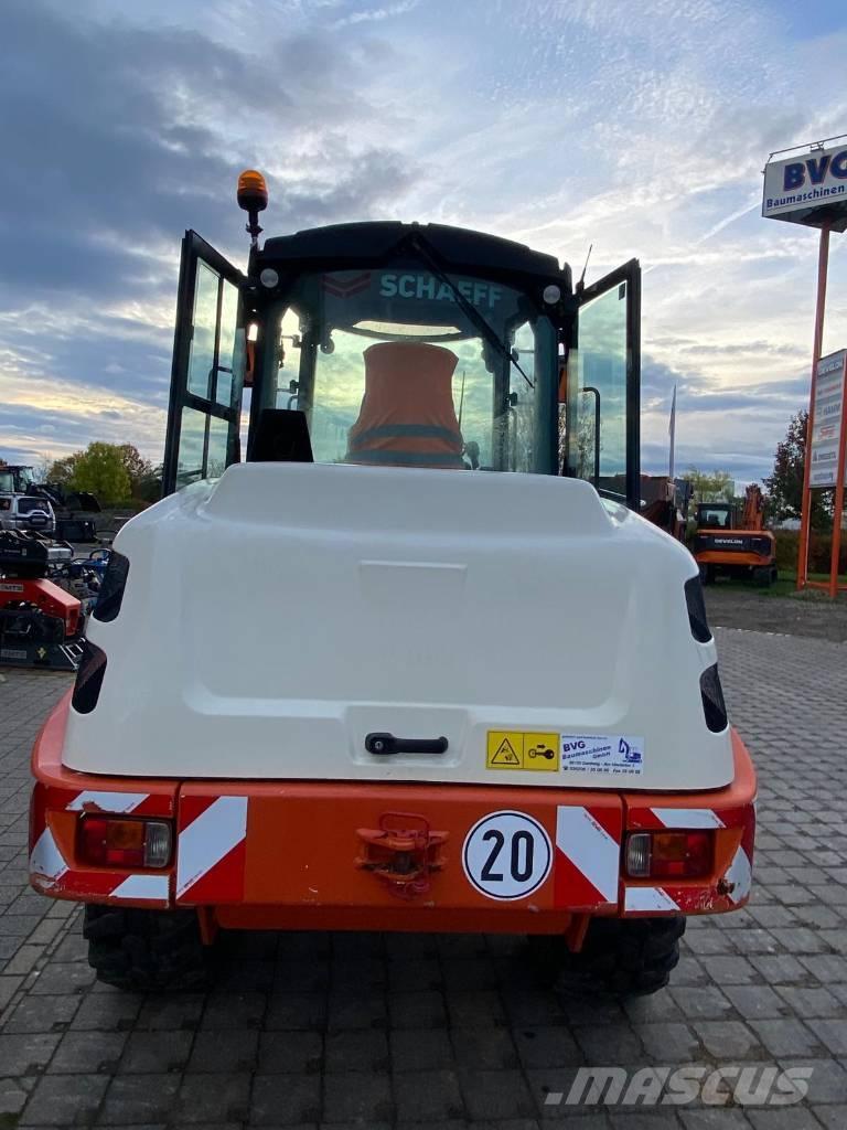 Yanmar V 100 Фронтальные погрузчики