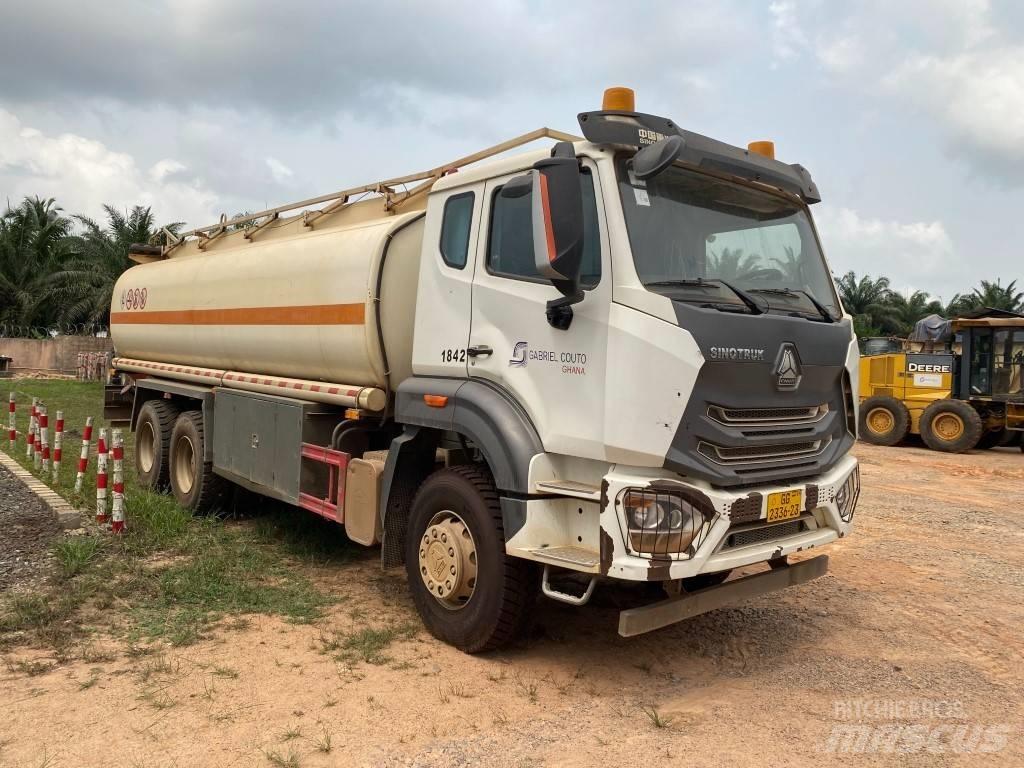  SINOTRUCK E7G340 Грузовики-цистерны