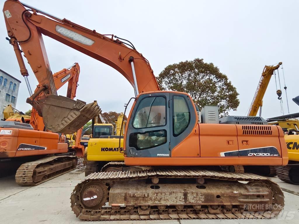 Doosan DX 300 LC Гусеничные экскаваторы