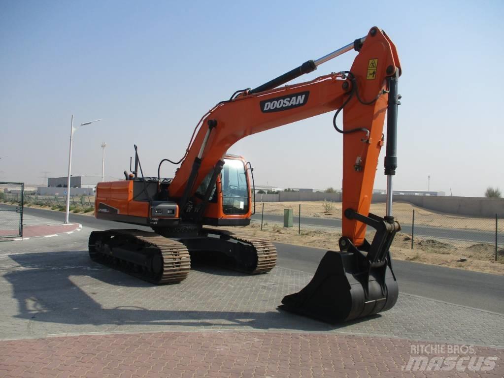 Doosan DX 225 LCA Гусеничные экскаваторы